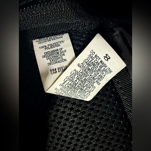 Under Armour Black and White Backpack with Sleek Design - Picture 4 of 11